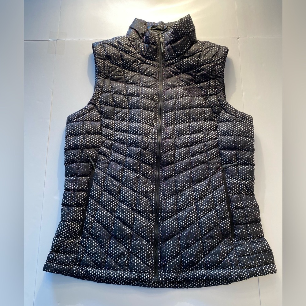 The North Face Womens Medium Black/polka dot/speckled vest - Picture 1 of 9